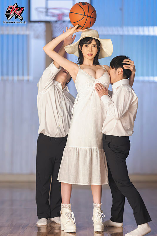 チビ童貞と巨女お姉さんの巨姦SEX 192cm巨乳デカ女降臨 タッパと尻のデカい女がタイプです。 辻井ほのか - サンプル画像 - 1