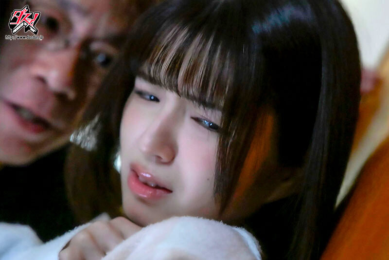 男嫌いなスレンダー美乳の連れ子に媚薬を●ませて一週間。子宮が疼き、理性を失った娘は、嫌がりながらも俺の巨根を求めるようになった。 倉本すみれ - サンプル画像 - 11