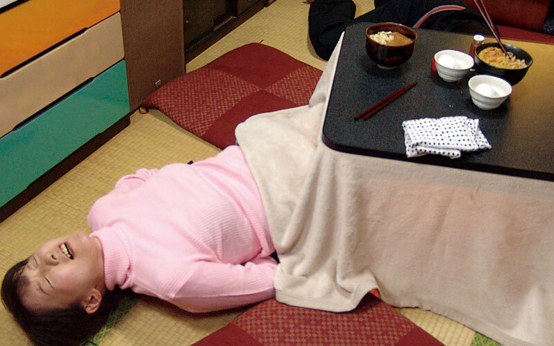 突然の家庭内相姦！ 母の身体に興奮したので‘あれ’をお願いしたところ...まさかの挿入を！？4時間 - サンプル画像 - 19