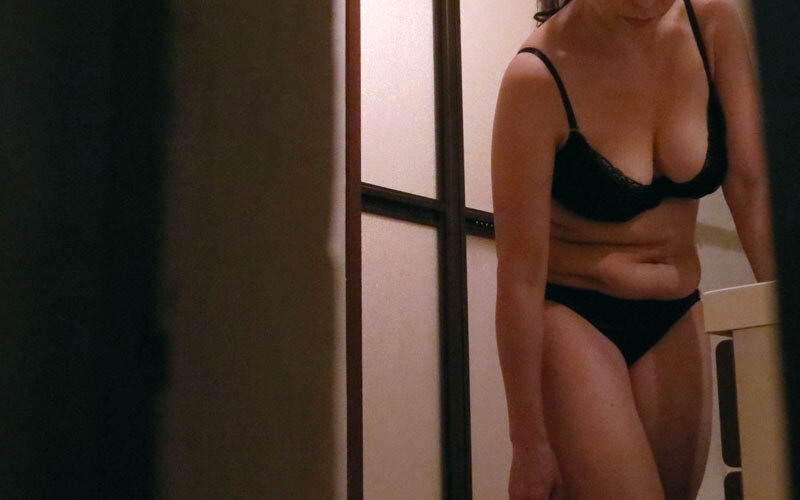 親戚の叔母さんが年の割りにはスケベな体なので口説いてみたら、予想以上のエロ展開に…！！4時間 - サンプル画像 - 8
