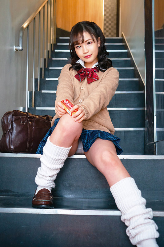 「私に服従してくれる？」男を手玉に取り優越感に浸る放課後の小悪魔 工藤ララ - サンプル画像 - 1