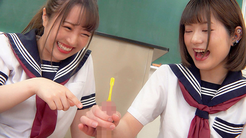 M男だ～い好き！ノリノリでマゾ男をイジメるW小悪魔女子○生 るるちゃ。 深月めい - サンプル画像 - 10