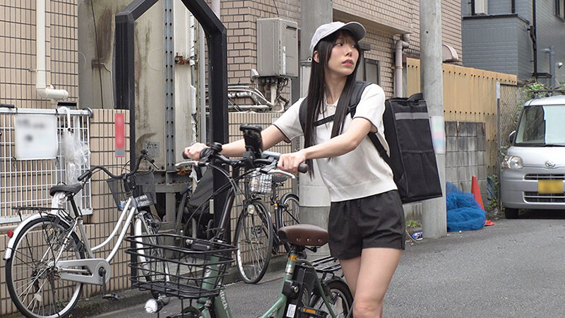 ～あなたの射精をサポートします～ おしり配達パートナー 尾崎えりか - サンプル画像 - 2