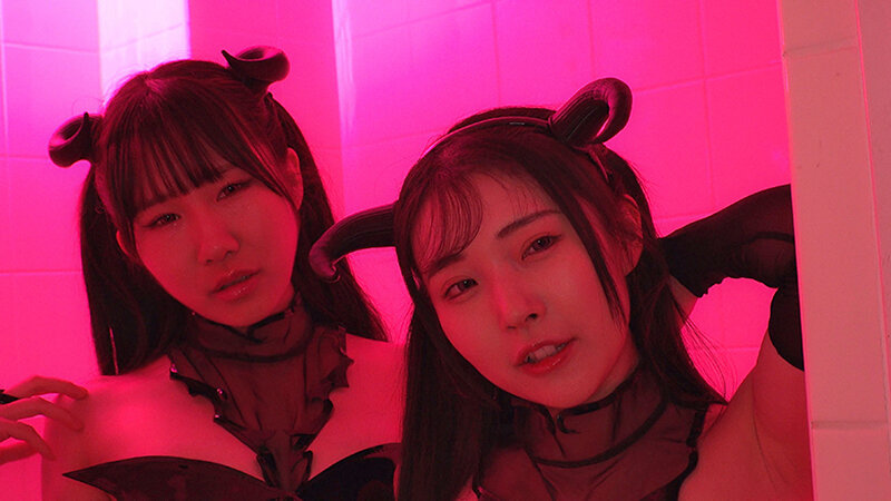 Wサキュバスに寝込みを襲われて、死ぬほどザーメンを吸い取られたボク - サンプル画像 - 16