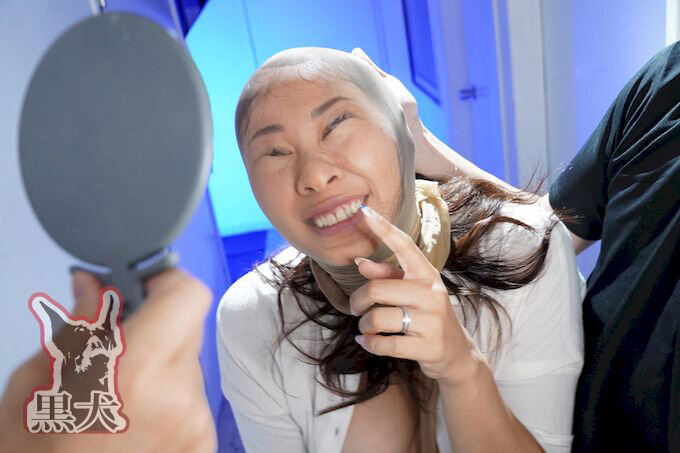 衝撃！こんな美女が！？パンスト変顔で顔面崩壊！？ - サンプル画像 - 6
