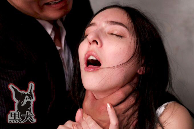 清楚なスレンダーお嬢様はマゾ責めされるたび覚醒していき調教快楽で理性崩壊イキ狂い！ 西田カリナ - サンプル画像 - 13
