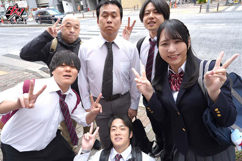 【男子校修学旅行】「私ちんちんついてるのに…」転校生の美少女男の娘に夜●いされて、ノンケ童貞たちの性癖が歪められる誘惑お泊まり合宿 柊もみじ - サンプル画像 - 2