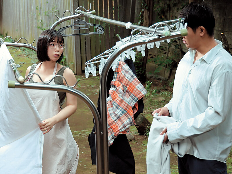 下宿先の奥さんと肉体関係を持ってしまった僕は留年ギリギリなのに講義にも出ず薄汚いアパート部屋で巣篭もりSEXに明け暮れた 九井スナオ - サンプル画像 - 3