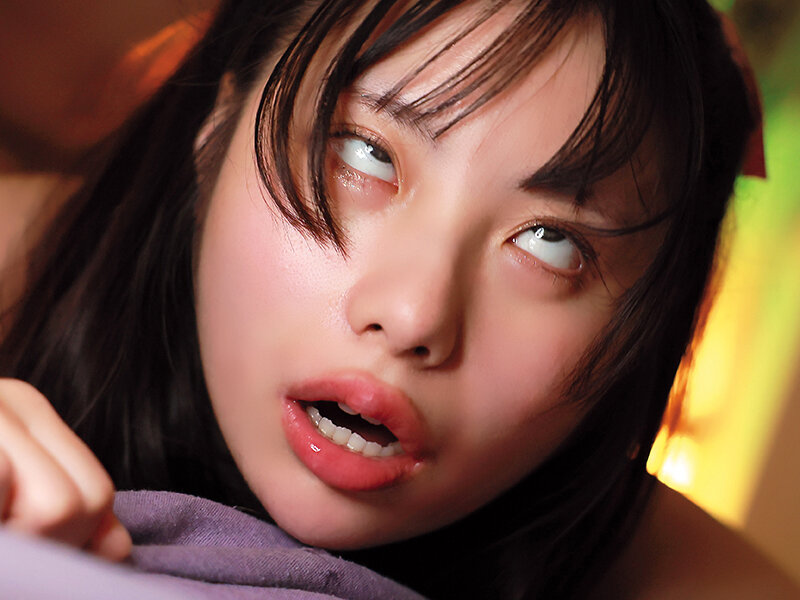 怪しいBARに連れられた新人アイドルが紫煙吸い込み媚薬ガンギマリ状態 抵抗してもVIPルーム外に声は届かず乳揉みビックン手マンでガックガクガニ股失禁潮吹きアヘ顔が戻らなくなるまで何度もイキ狂ったキメセク乱パ会 松井日奈子 - サンプル画像 - 17