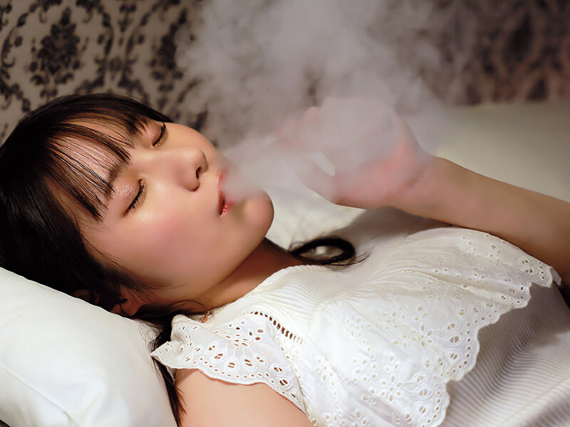 怪しいBARに連れられた新人アイドルが紫煙吸い込み媚薬ガンギマリ状態 抵抗してもVIPルーム外に声は届かず乳揉みビックン手マンでガックガクガニ股失禁潮吹きアヘ顔が戻らなくなるまで何度もイキ狂ったキメセク乱パ会 松井日奈子 - サンプル画像 - 9