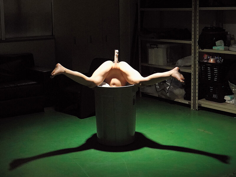 時間停止男に動かぬカラダを毎日イジくり回され知らぬ間に感度ビンビン 解除後に全身を駆け巡る350倍の蓄積快楽でアクメ堕ち寸前の潮吹きザコマ○コは追いピスされても生中出しを拒否できない 天馬ゆい - サンプル画像 - 19