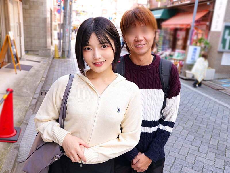 異性としては意識していなかった幼なじみの男女が【脱衣ツ○スターゲームww】負けてしまって服を脱ぎセクシー姿でゲームする幼なじみ女子にフル勃起ww「ちょっと…勃起してるじゃん」半裸で密着ツ○スターしているうちにお互い異性として意識し合ってしまう2人…果たしてS… - サンプル画像 - 2