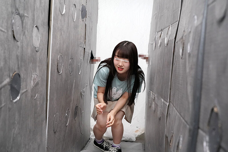 女子大生が挑戦！この先飛び出し注意！ち○ぽトンネルを無事故でくぐり抜けたら100万円！接触したらその場でち○ぽ即ヌキ！しごいてしゃぶってザーメン大量発射合計47発！～制限時間をオーバーしたら即ハメSEX！！～ - サンプル画像 - 2