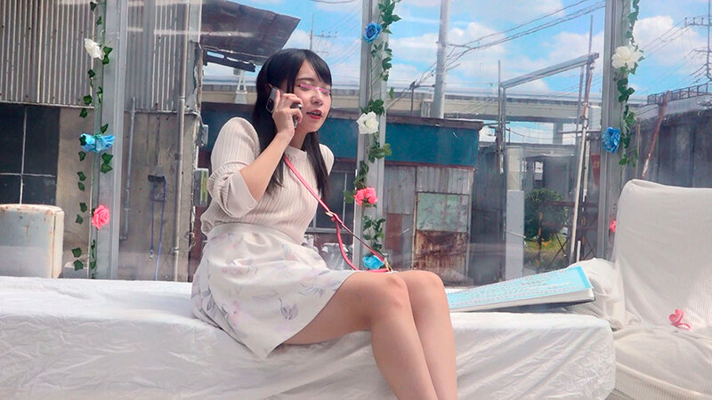 MM号からの脱出 女子大生の友情数珠つなぎ企画 友達を30分以内に電話で呼び出し‘身代わり’にして密室から脱出せよ！制限時間を過ぎたらデカチン即ハメ！ 8 イってもやめない激ピストンで友達が来るまで生中出しは終わらない inザ・マジックミラー - サンプル画像 - 2