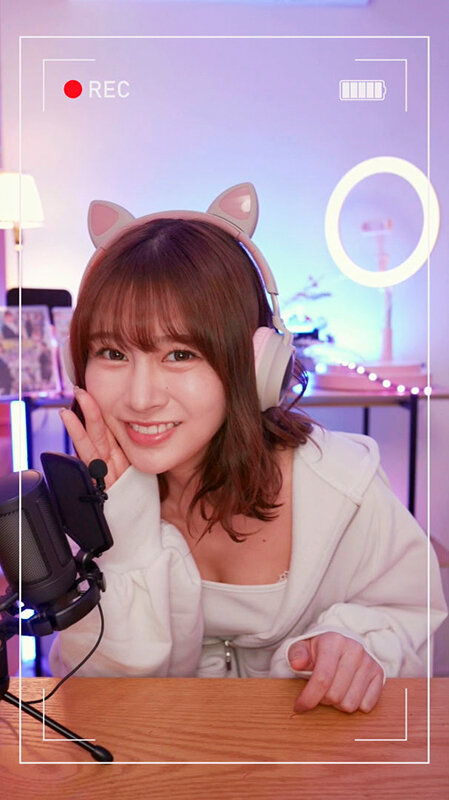 SNSフォロワー合計32.8万人 美少女インフルエンサー鳳みゆが生配信中に逆ナンパ！小悪魔チ○ポ責めで素人男性の精子を何度も搾り抜く凄テクSEX！最後はご褒美いちゃラブ生中出し！ - サンプル画像 - 3