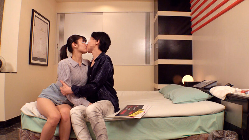 一般男女モニタリングAV 素人大学生の性欲徹底検証 朝までエッチしなければ賞金10万円！終電を逃した男女の友達はラブホテルで2人っきりになったら1発10万円の連続射精セックスに挑戦してしまうのか！？ 18 彼氏がいてもラブホテルのエッチな雰囲気に呑まれた女子大生オマ… - サンプル画像 - 3