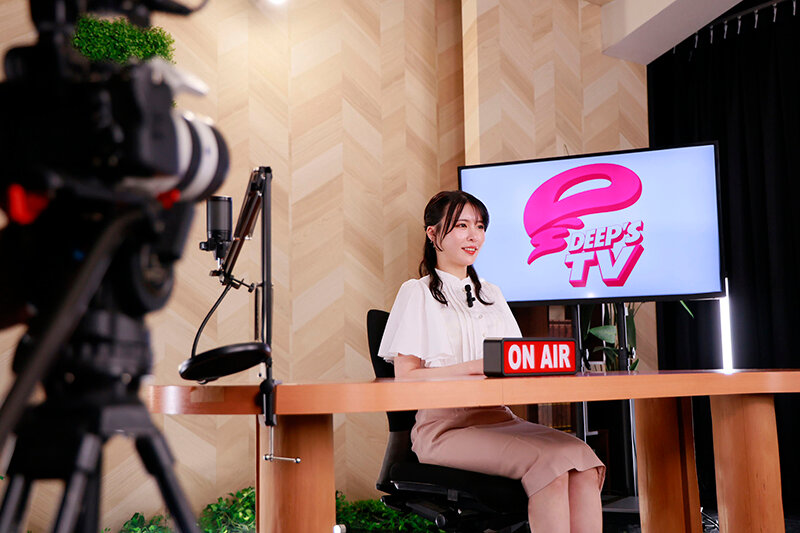 現役地方局人気女子アナウンサー みさきさん（26歳）1本限りの全国区AVデビュー！働く女AV出演ドキュメント マジックミラー便では口説けなかった高感度No.1女子アナが恥じらい公開セックスで連続イキ！ - サンプル画像 - 2