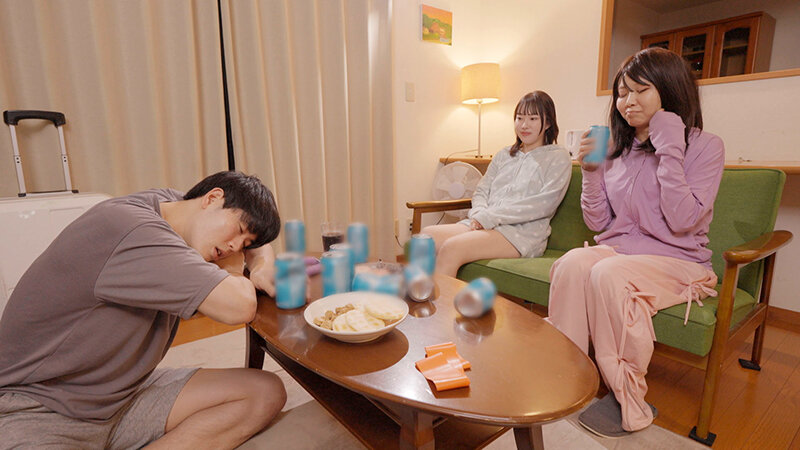 義妹の愛汁たっぷりオナホマ○コから精子が溢れて飛び出るほどズボズボかき混ぜるち○ぽ挿れっぱなし密着中出し 野宮あん - サンプル画像 - 2