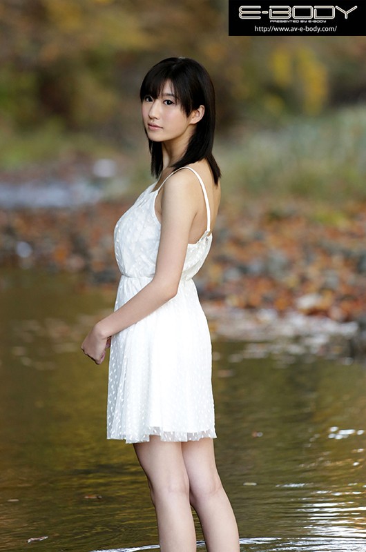 E-BODY専属デビュー 夢は国民的AV女優 美竹すず - サンプル画像 - 1