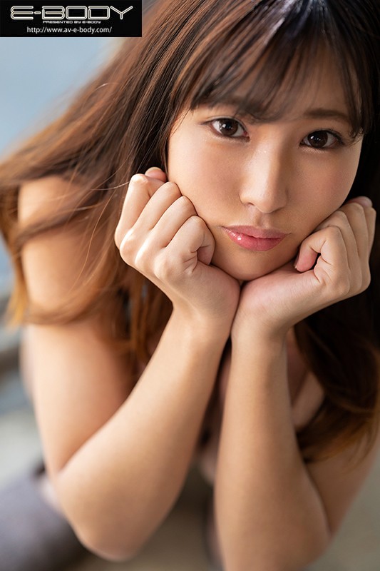 私を大人にしてください。19年間ほぼ男知らずで生きてきた消極的女子【カラダは凄いHカップ大型新人】飛鳥りいなE-BODY専属AVデビュー - サンプル画像 - 6