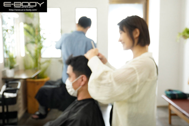 「好きなこと（SEX）で、生きていく」某ファッション誌にも載ったプロ美容師（Jr.スタイリスト） 覚悟の美容師引退 イキやすい絶頂体質 小麦肌Iカップ 転職AVデビュー 美波もも - サンプル画像 - 1