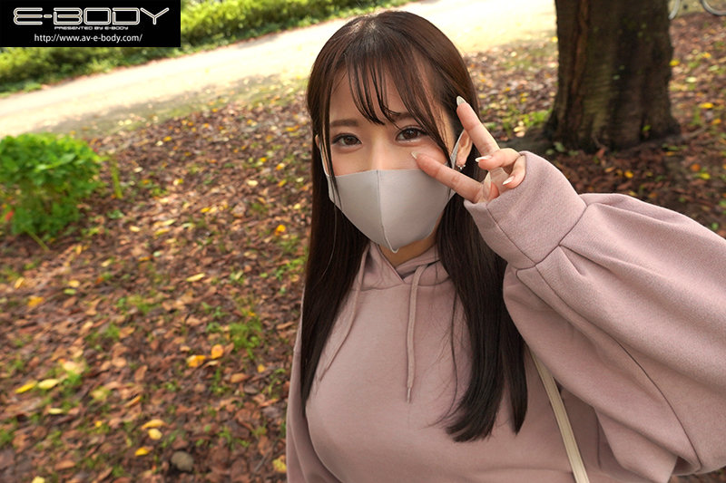 可愛い顔にギャップあるお化けデカ尻＆太もも 男がヤリたいと思うむちむちボディがコンプレックスのGcup女子大生 AVデビュー 夏海さや - サンプル画像 - 5