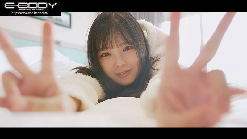 ちっちゃくて（身長145cm）でちょいぽちゃ（ウエスト65cm）だけど…チアで全国優勝した栄光が忘れらんなくて… 売れないグラドル まなみ静奈（抱き心地◎）、AVデビューで今度こそ帰り咲くっ！ - サンプル画像 - 10