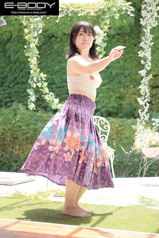 フラダンス歴15年！ステージ経験もある本物フラダンサーだから騎乗位の腰使いが超凄い！むっちり豊満JD 玉森あろ AVデビュー - サンプル画像 - 6