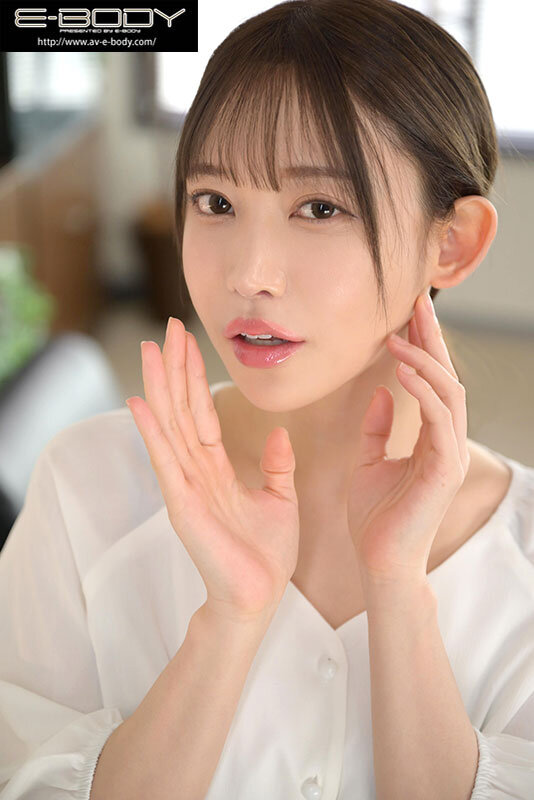 ブラチラ谷間誘惑と中出し淫語誘惑で新人をダメにするフェロモン全振り女上司 七瀬アリス - サンプル画像 - 1