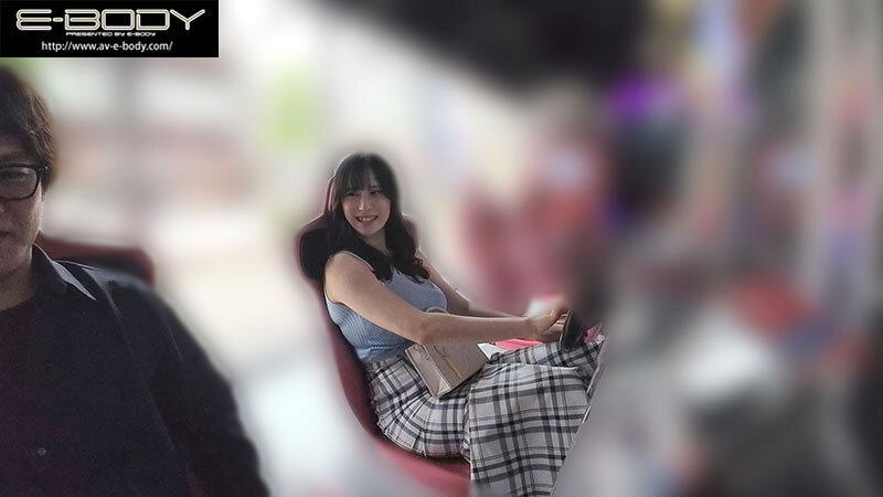 同窓会で再会した教え子の極上ボディを1泊2日で貪り尽くす密会不倫ハメ撮り 雨宮ひびき - サンプル画像 - 2