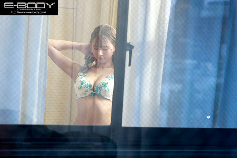 上京したばかりの僕が心も身体も沼った向かい部屋で毎日別の男とハメてるヤリマン巨乳ギャルとの一方通行な恋 清宮仁愛 - サンプル画像 - 2