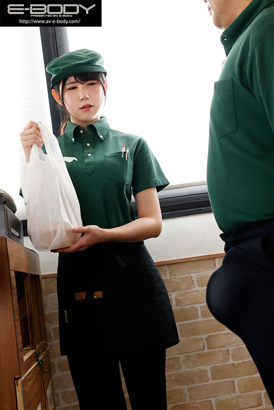 SEXのことで頭が一杯な牛丼チェーン店の巨乳JDバイトは店長のデカチンが気になって今日も仕事に手が付かない 福原みな - サンプル画像 - 2