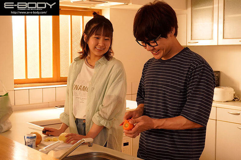 初めて出来た彼女を脱がしたら…着衣からは想像できないもちむち美巨乳 大興奮の僕は性欲尽きるまでハメまくった 由衣陽菜 - サンプル画像 - 3