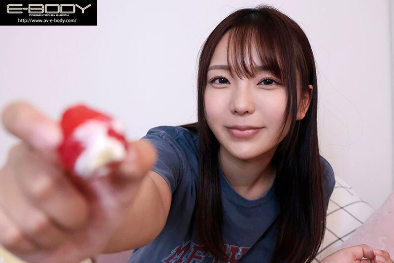 ヤリ部屋で雑にモミ犯●れてアへ笑顔でピースしてるなんてどうかしてるぜ 大好きな巨乳彼女が大学サークルの男達にノリノリで寝取られて… 莉々はるか - サンプル画像 - 1