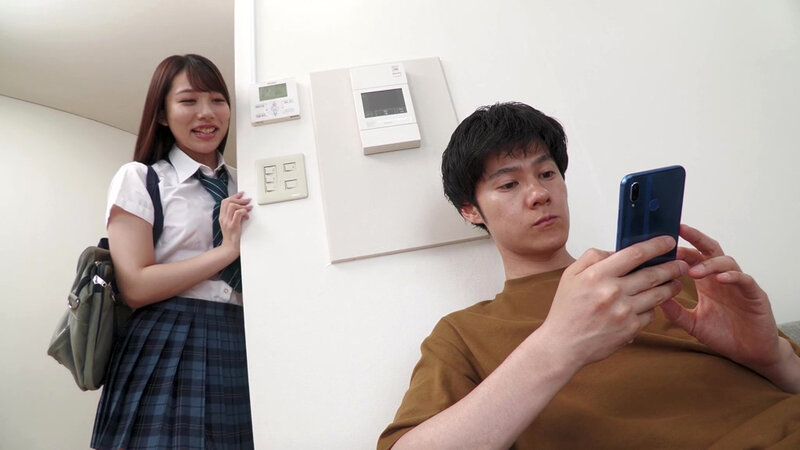 【4K】童貞は同級生に奪われました… 初めてデートに誘われた童貞のボクのためセックスの練習相手になってくれたツンデレな同級生 尾崎えりか - サンプル画像 - 1