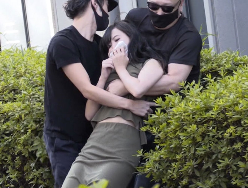 ［閲覧注意］熟女輪●レ●プ映像 File＃14 「被害者:孕まされ被虐主婦 30代～50代」 - サンプル画像 - 14