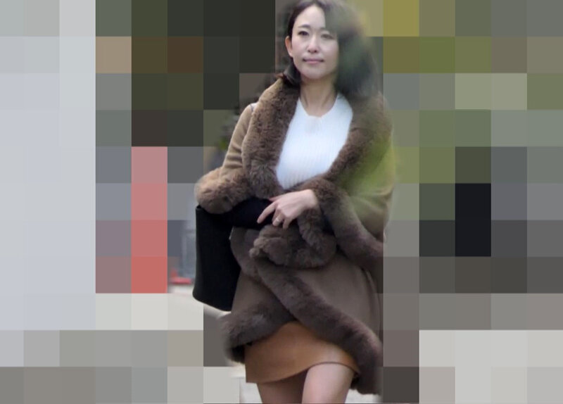 玄関開けたら2秒でレ●プ！！ ノンストップノーカット陵●…ひたすら、ただひたすら何度も何度も生中出し輪●され続ける巨乳美熟妻！ 海埜ほたる - サンプル画像 - 1