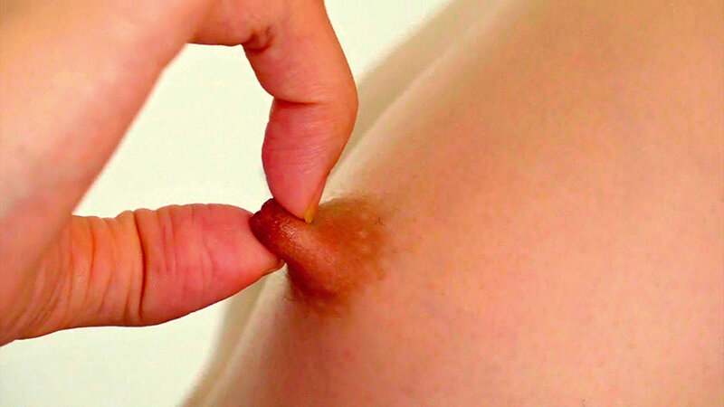 乳首潰し舐めレズ - サンプル画像 - 12