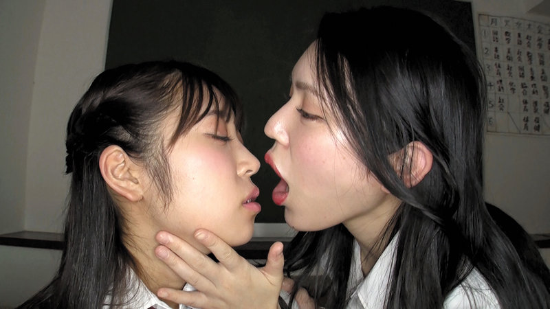 ベロ腹擦り付け美鼻舐めレズ - サンプル画像 - 1