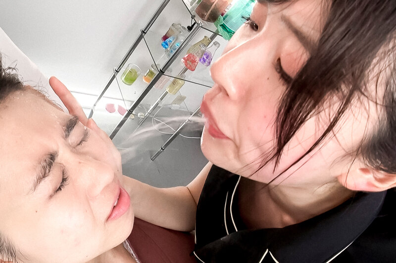 白濁濃痰顔面舐めレズ - サンプル画像 - 14