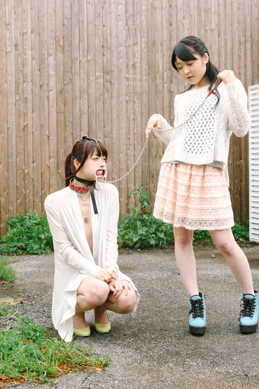 野外性屈調教レズ - サンプル画像 - 17