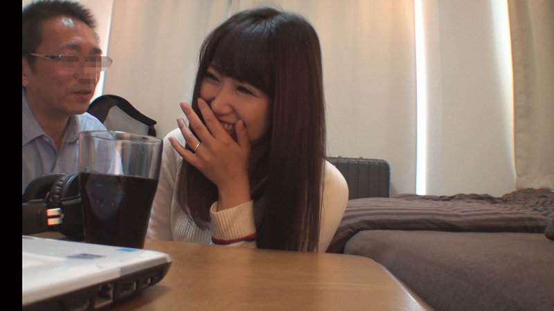 地味で控え目な清楚妻 連れ込みナンパ隠し撮り12人4時間BEST（2） - サンプル画像 - 12