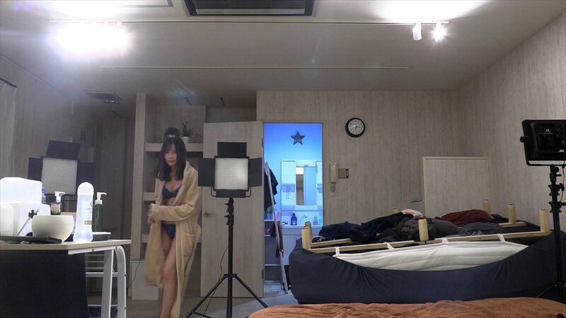 伝説の性感マッサージ VS 葉月桃 - サンプル画像 - 17