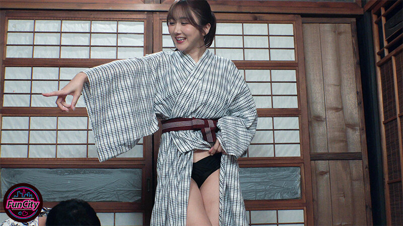 息子ほど年の離れたバイト先の男子学生達と一泊二日の温泉旅行に来た美熟女パート主婦はお酒に酔うとノリノリで…俺たちみんな39歳パート主婦ひびきさんのガチ恋勢 大槻ひびき - サンプル画像 - 12