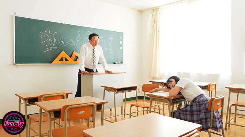 ねっとりベロチューと乳首舐めで誘惑 涎だらだら淫舌フェラで教師を沼らせる痴女J系 由良かな - サンプル画像 - 2