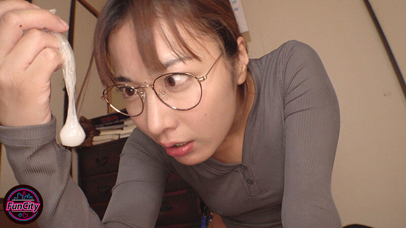 無愛想なお隣の巨尻お姉さんと1週間フル勃起搾精性活 水川潤 - サンプル画像 - 12