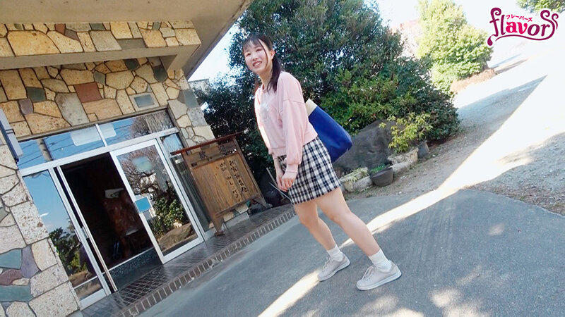 お漏らしマ○コ舐められ旅行 ウブな頻尿ビンカン娘が粘着クンニでずぅ～っと失禁イキ！いいなり快感放尿SEXで尿臭オマ○コを味わいつくす小便ぶちまけ連れ回しデート1泊2日in石和温泉 幾田まち - サンプル画像 - 2