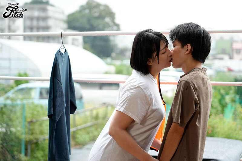 ムッチリ巨乳で犬みたいに人懐っこい僕の彼女は…バレーサークル内の男全員に廻されている貞操観念ゼロの中出しペットでした。 瀬田一花 - サンプル画像 - 3