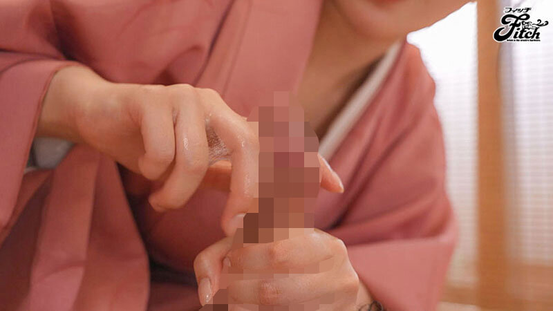 1日1組限定 美人の巨乳女将が癒し淫語とスローな密着手コキでじっくり射精に導いてくれる回春宿 北野未奈 - サンプル画像 - 5