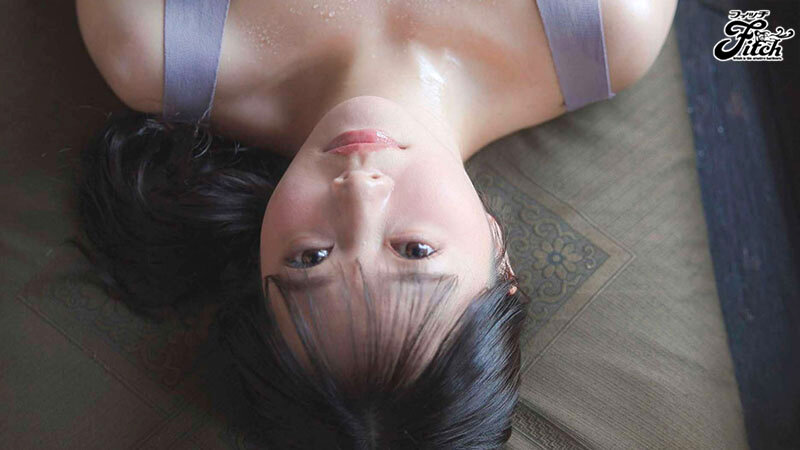夏の田舎は死ぬほど退屈で…無防備なデカ乳で誘惑する汗だく巨乳妻の下品な童貞喰い 綾瀬ことね - サンプル画像 - 2